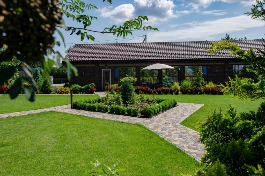 Villa Grand Family Rozhny 外观 照片
